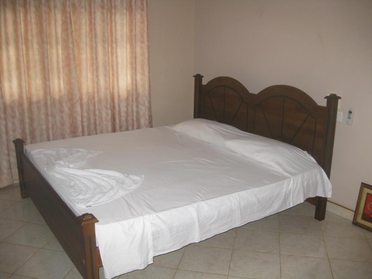 Mount House Hotel Apartment Диквелла Экстерьер фото