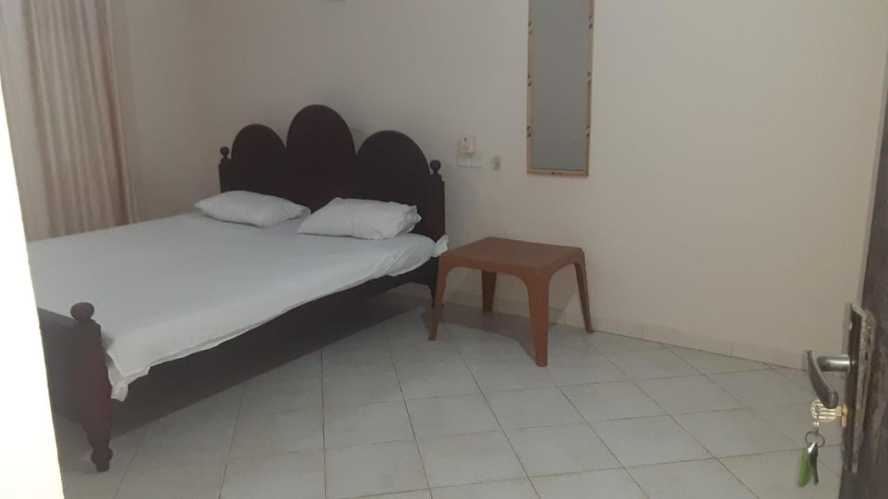 Mount House Hotel Apartment Диквелла Экстерьер фото