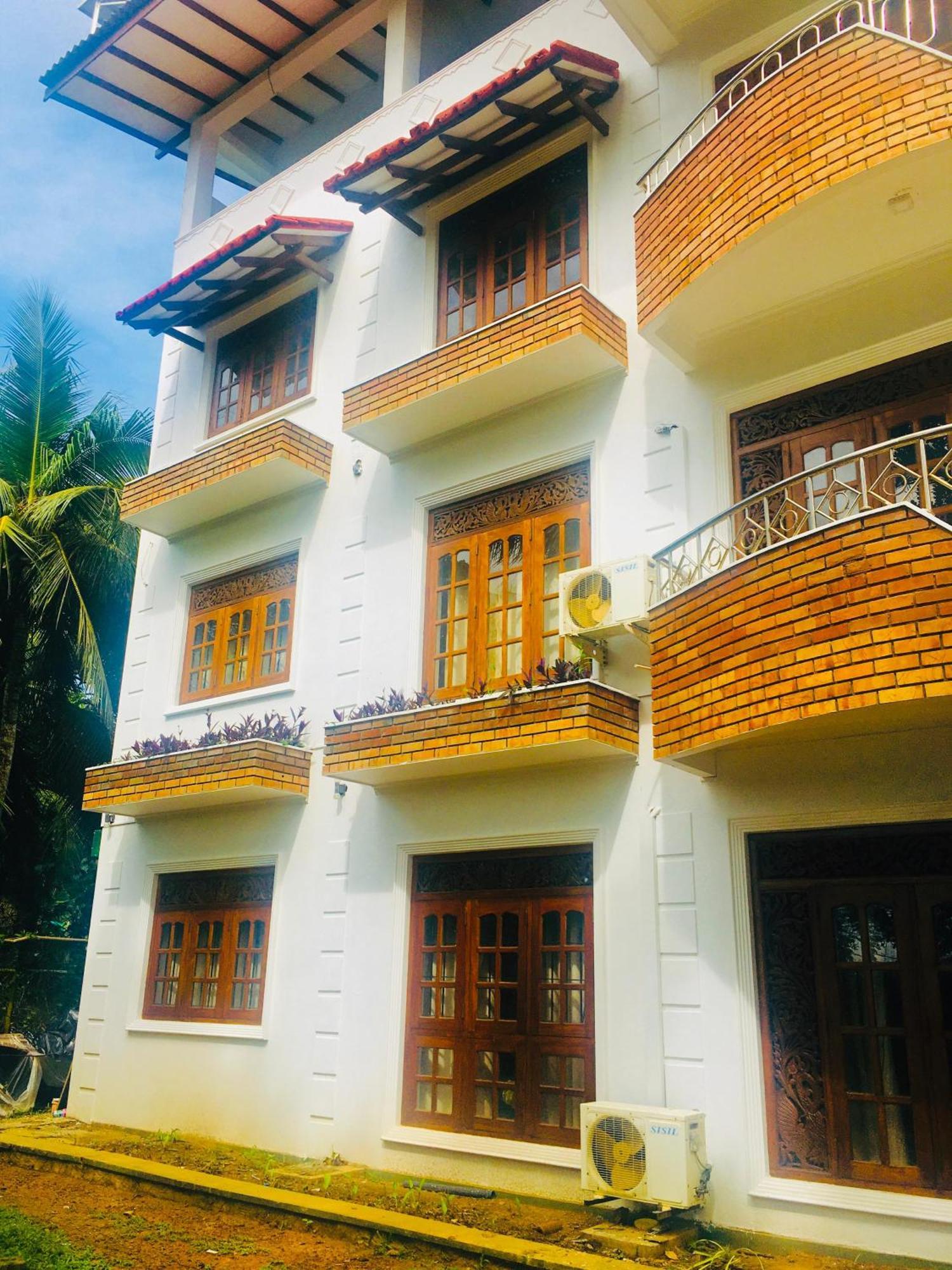 Mount House Hotel Apartment Диквелла Экстерьер фото